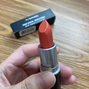 MAC Lipstick (CB96)